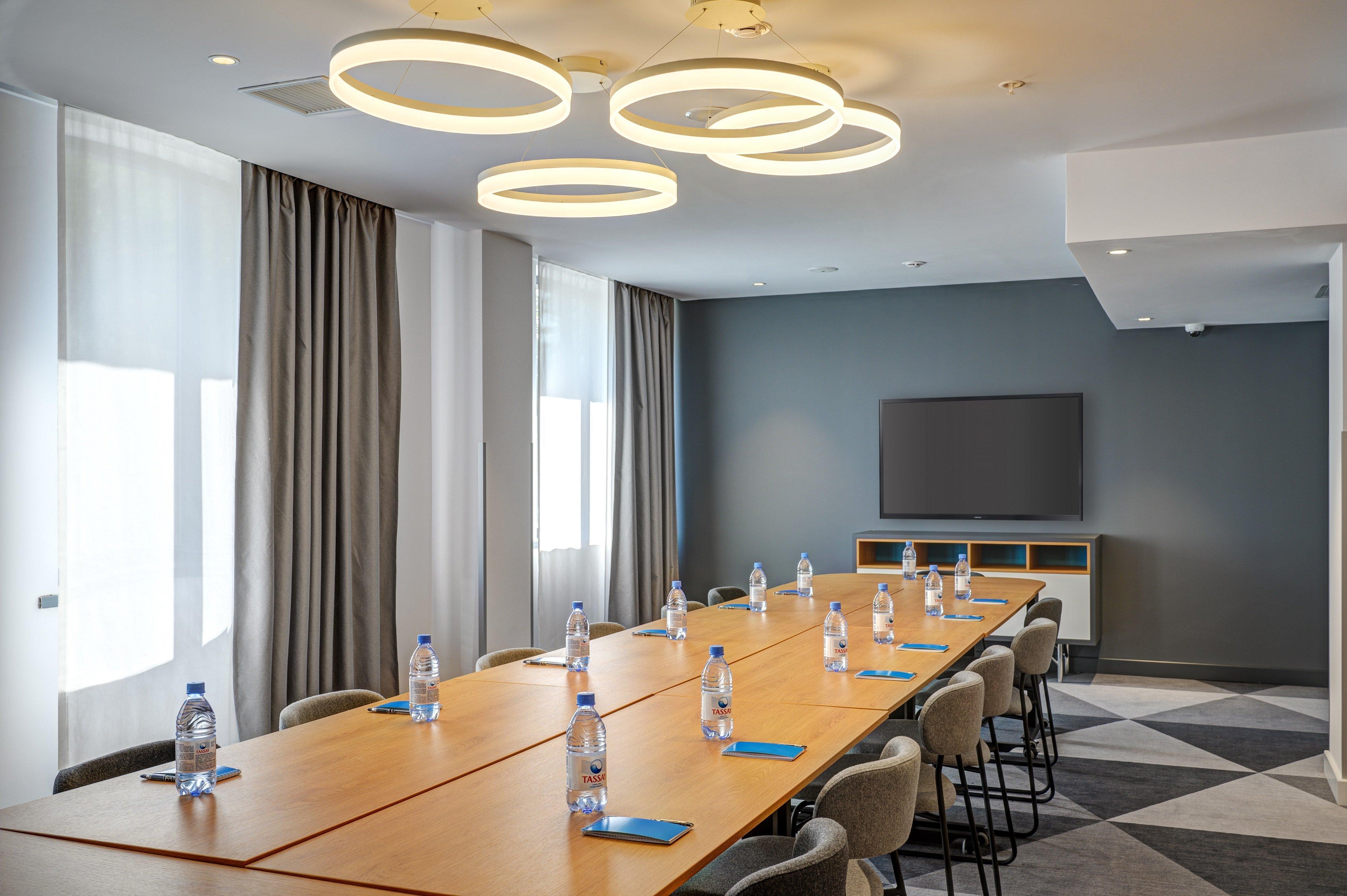 Holiday Inn Express - Almaty By Ihg Ngoại thất bức ảnh