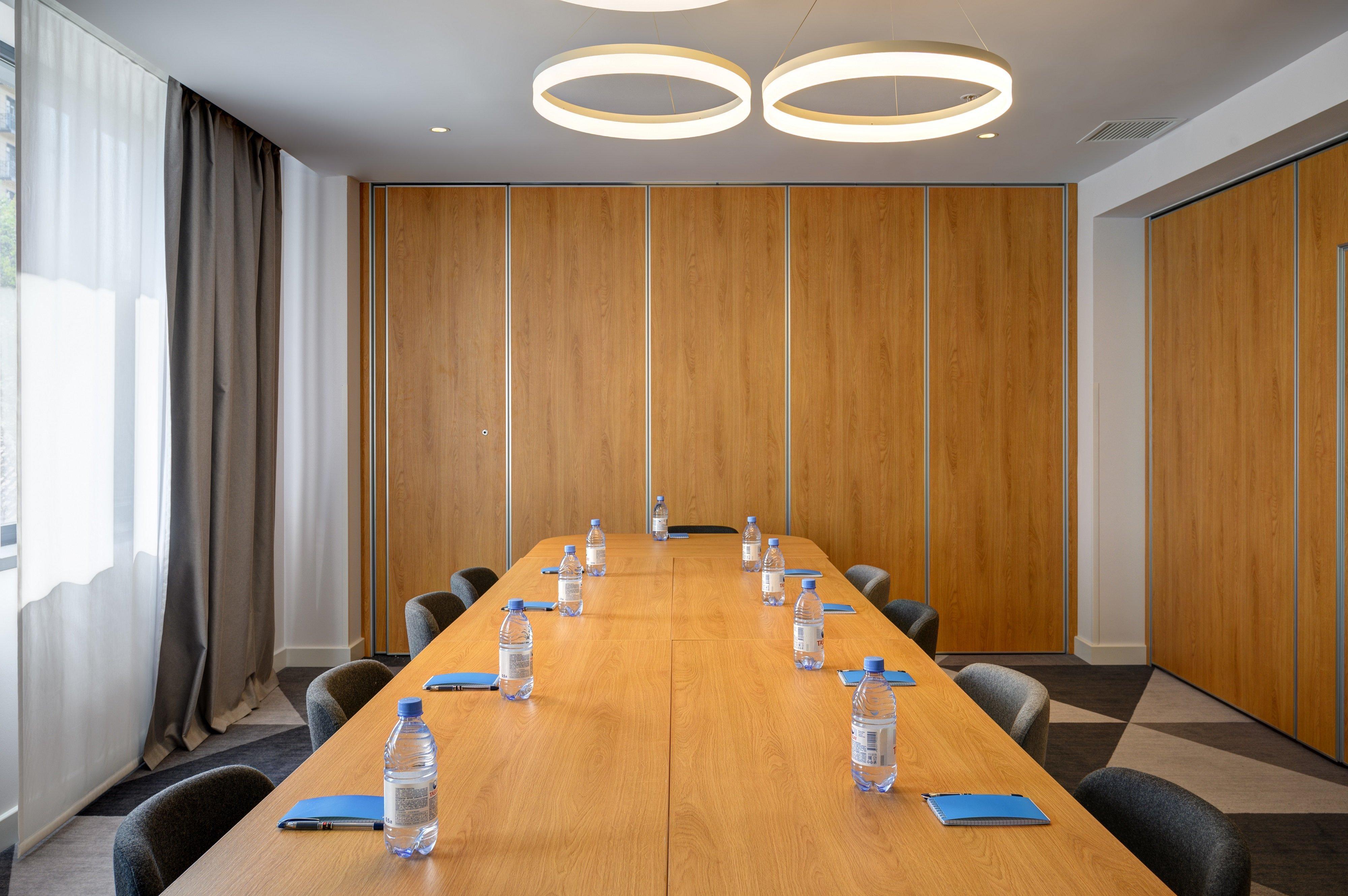 Holiday Inn Express - Almaty By Ihg Ngoại thất bức ảnh